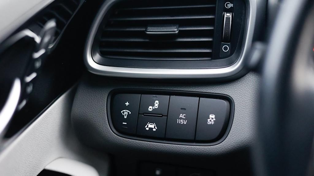 Thumbnail: 2019 Kia Sorento - 31