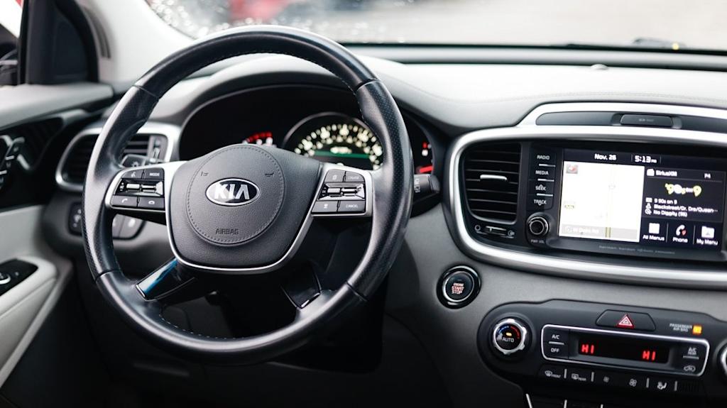 Thumbnail: 2019 Kia Sorento - 2