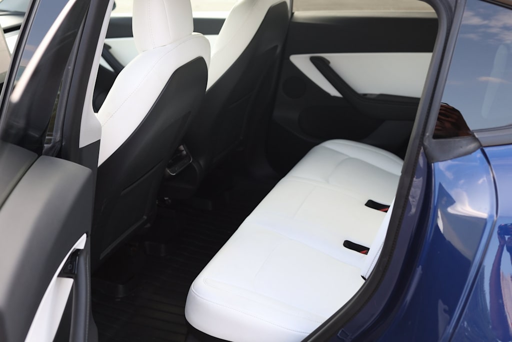 Thumbnail: 2021 Tesla Model Y - 29