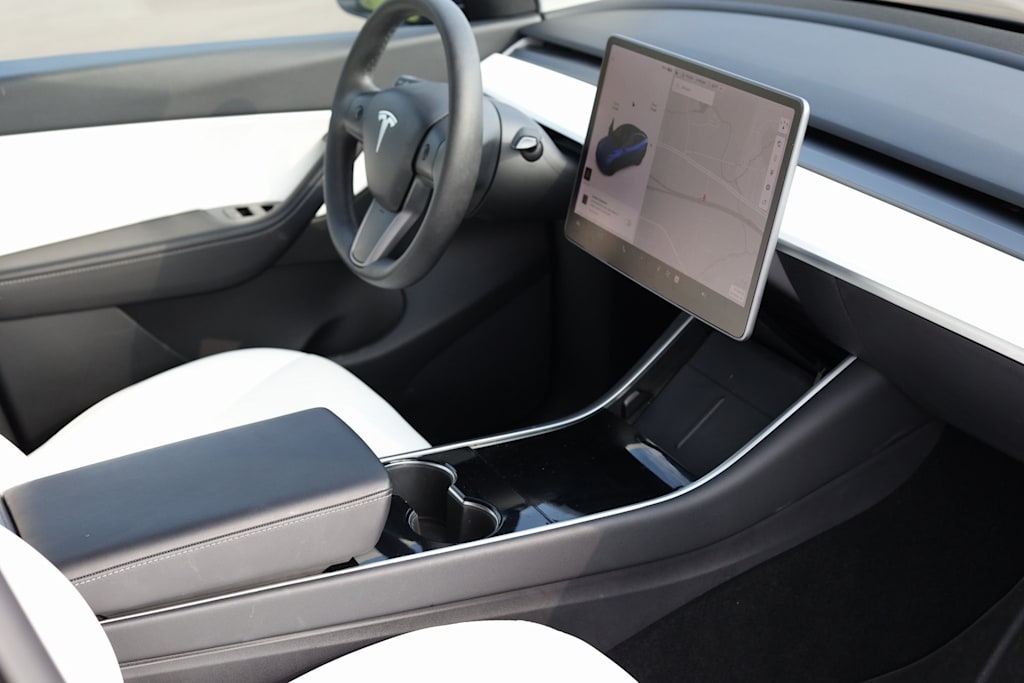 Thumbnail: 2021 Tesla Model Y - 33