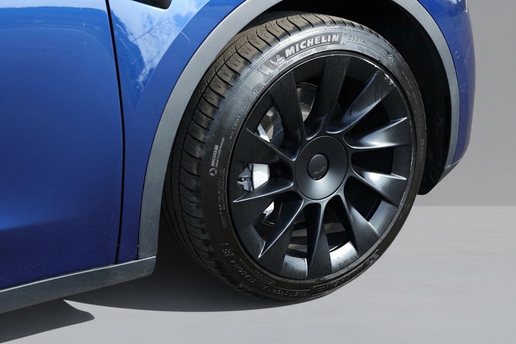 Thumbnail: 2021 Tesla Model Y - 20