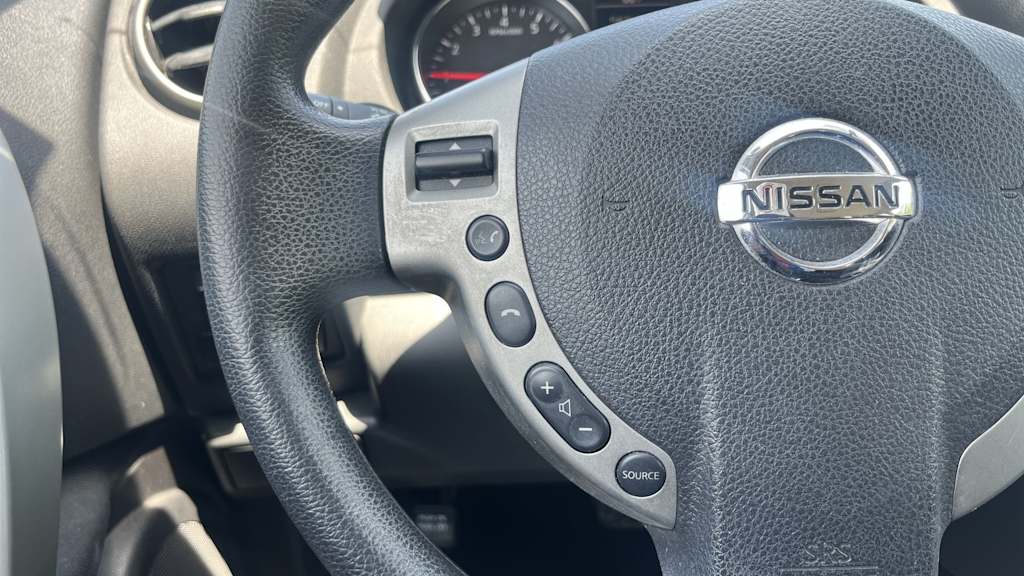 Thumbnail: 2014 Nissan Rogue - 42