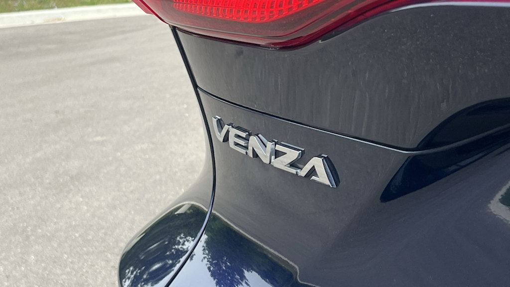 Thumbnail: 2021 Toyota Venza - 31