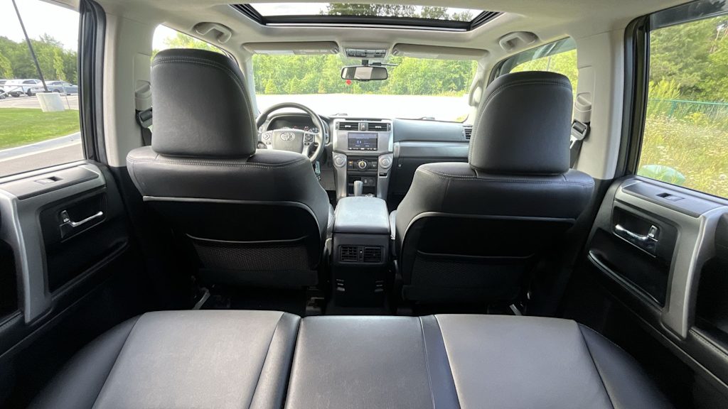 Thumbnail: 2015 Toyota 4Runner - 10