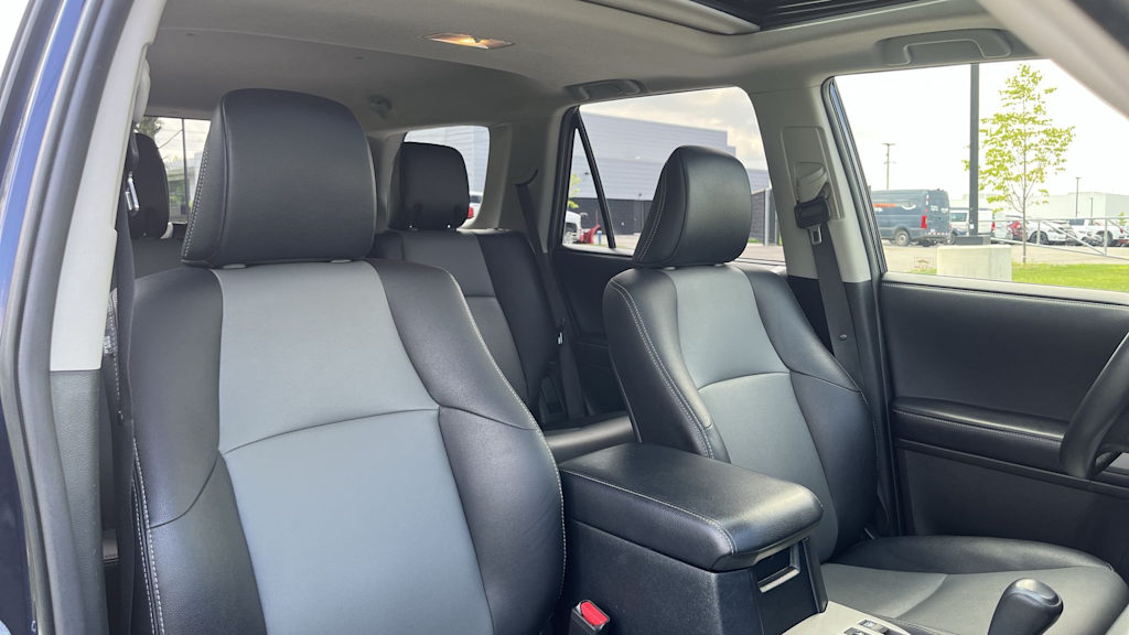 Thumbnail: 2018 Toyota 4Runner - 45