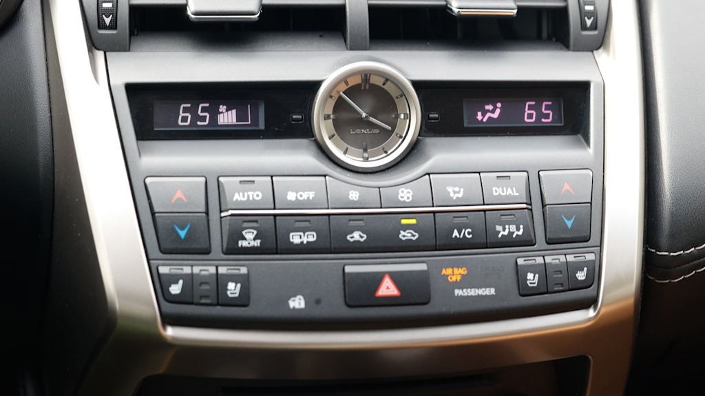 Thumbnail: 2015 Lexus NX - 31