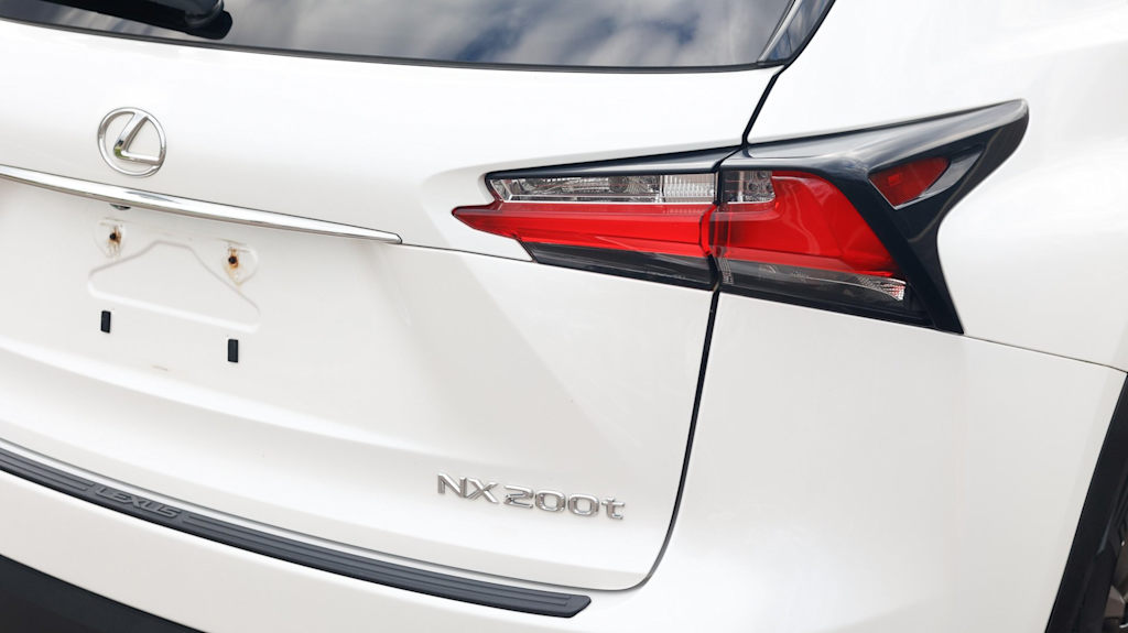 Thumbnail: 2015 Lexus NX - 21