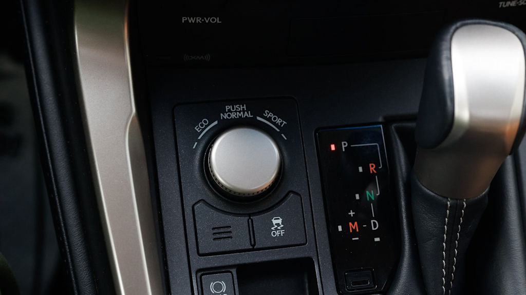 Thumbnail: 2015 Lexus NX - 13