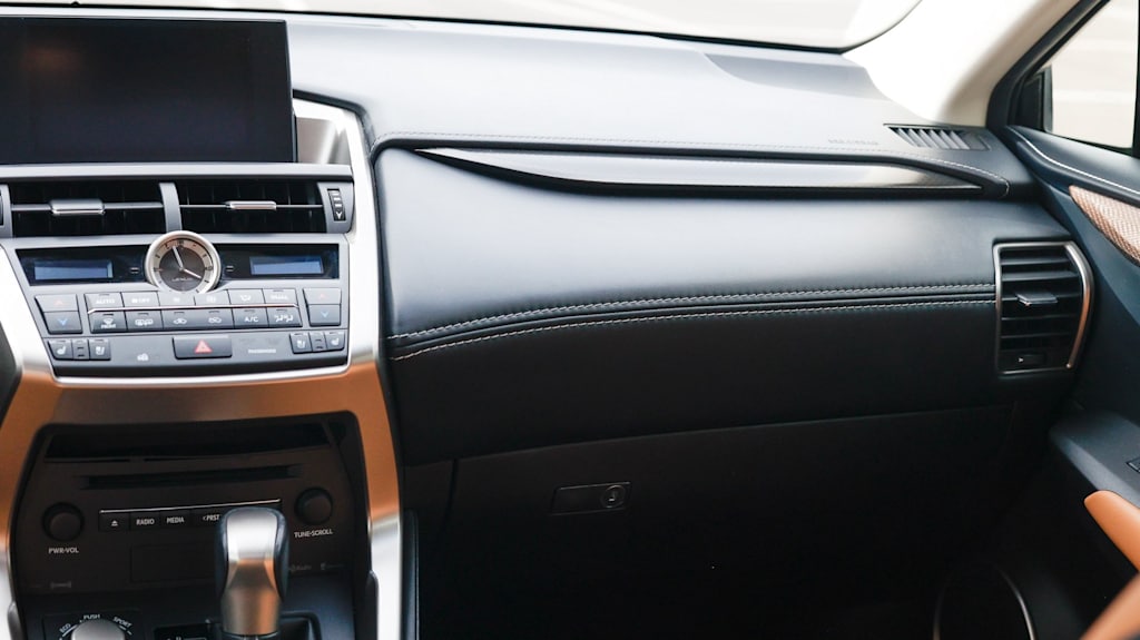 Thumbnail: 2015 Lexus NX - 9