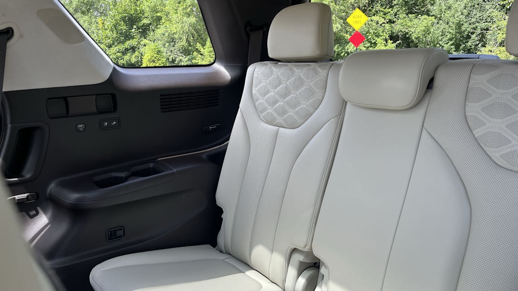 Thumbnail: 2021 Hyundai Palisade - 41