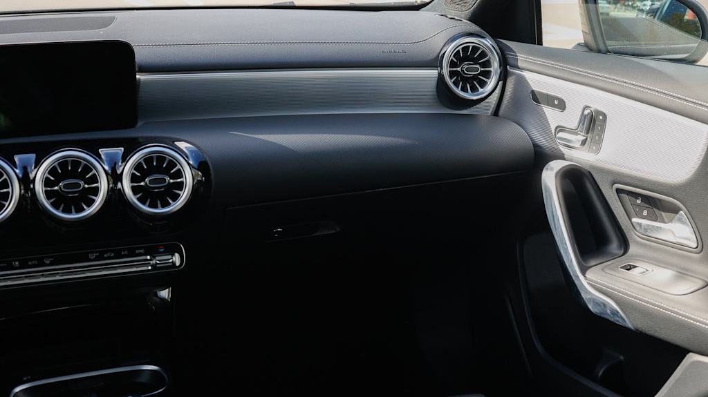 Thumbnail: 2022 Mercedes-Benz A-Class - 28