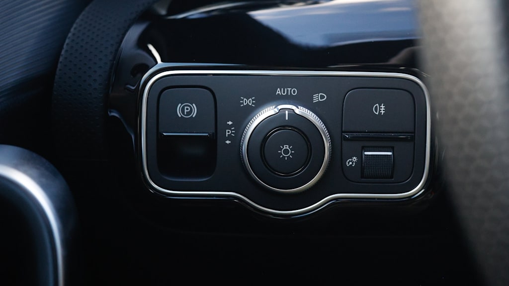 Thumbnail: 2022 Mercedes-Benz A-Class - 27