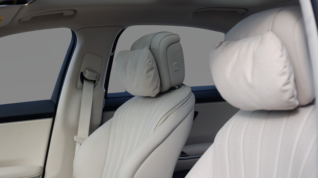 Thumbnail: 2023 Mercedes-Benz S-Class - 11