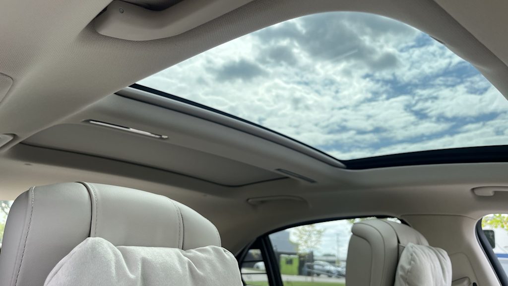 Thumbnail: 2026 Mercedes-Benz S-Class - 37