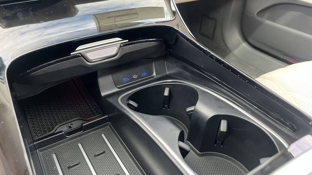 Thumbnail: 2026 Mercedes-Benz S-Class - 49