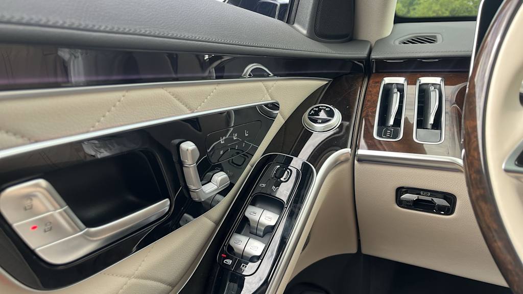 Thumbnail: 2026 Mercedes-Benz S-Class - 36