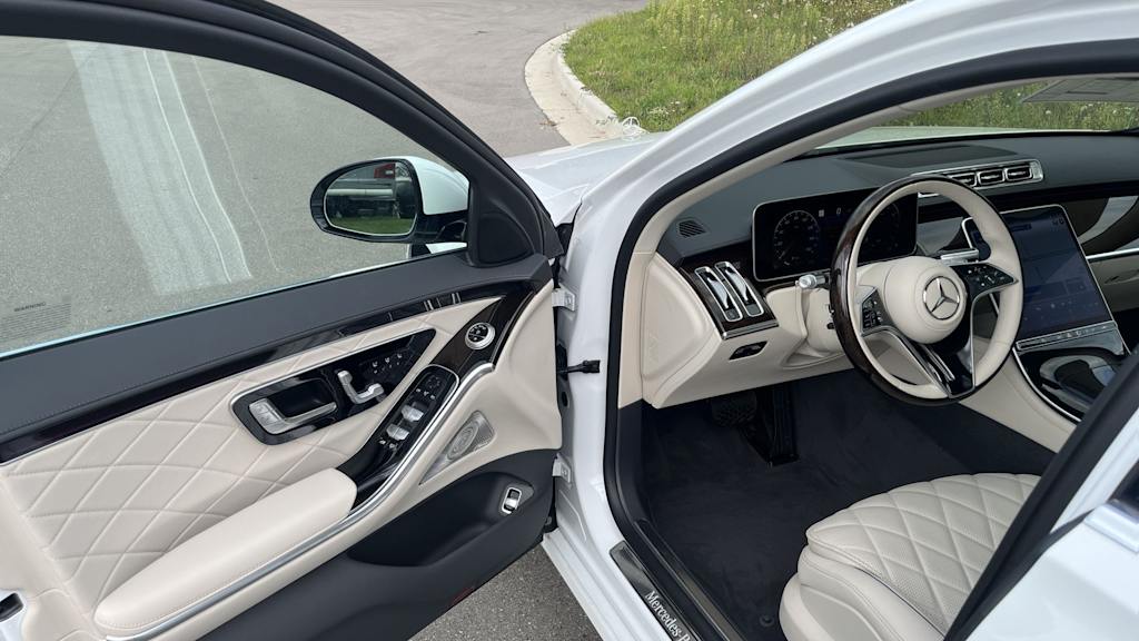 Thumbnail: 2026 Mercedes-Benz S-Class - 14