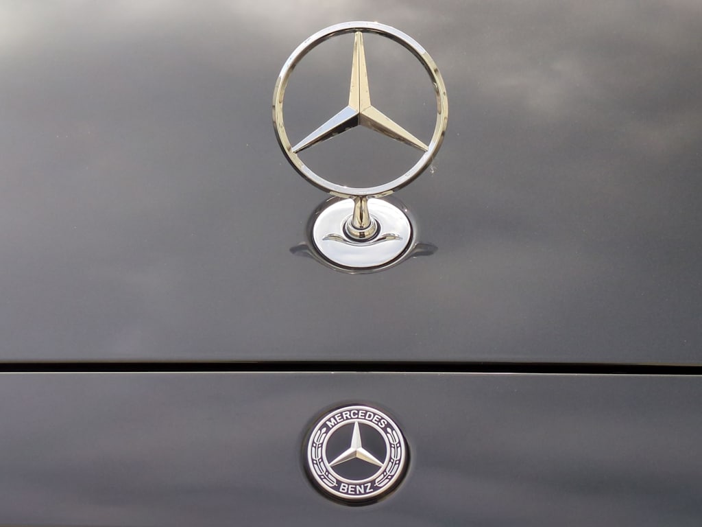 Thumbnail: 2025 Mercedes-Benz S-Class - 7