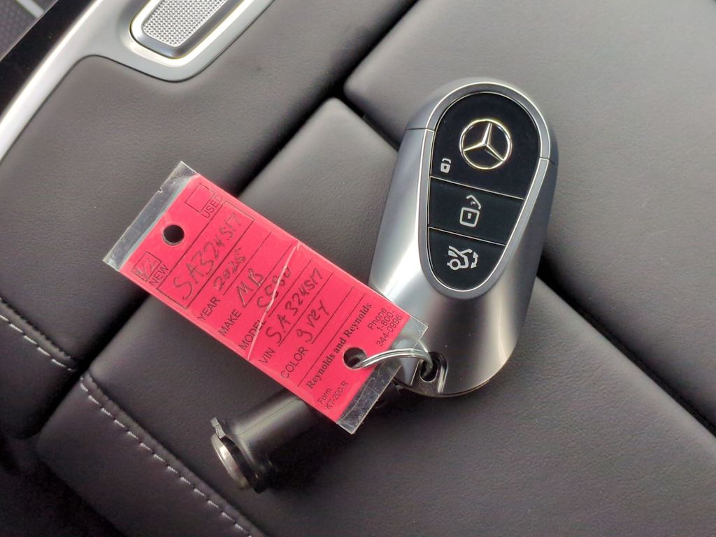 Thumbnail: 2025 Mercedes-Benz S-Class - 18