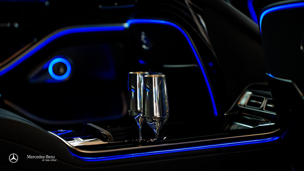Thumbnail: 2025 Mercedes-Benz S-Class - 18