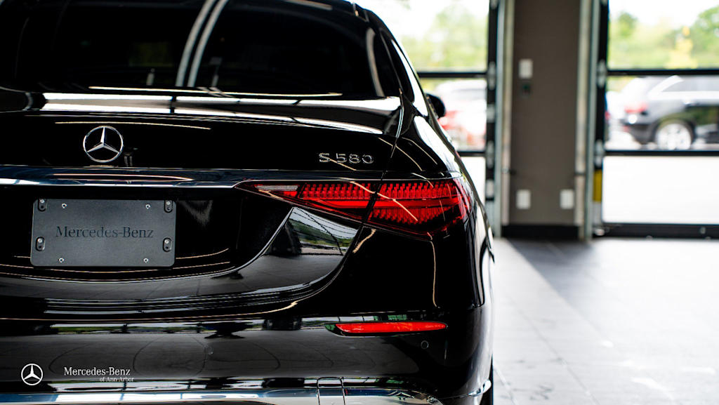 Thumbnail: 2025 Mercedes-Benz S-Class - 11