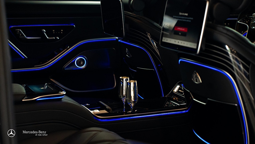 Thumbnail: 2025 Mercedes-Benz S-Class - 17