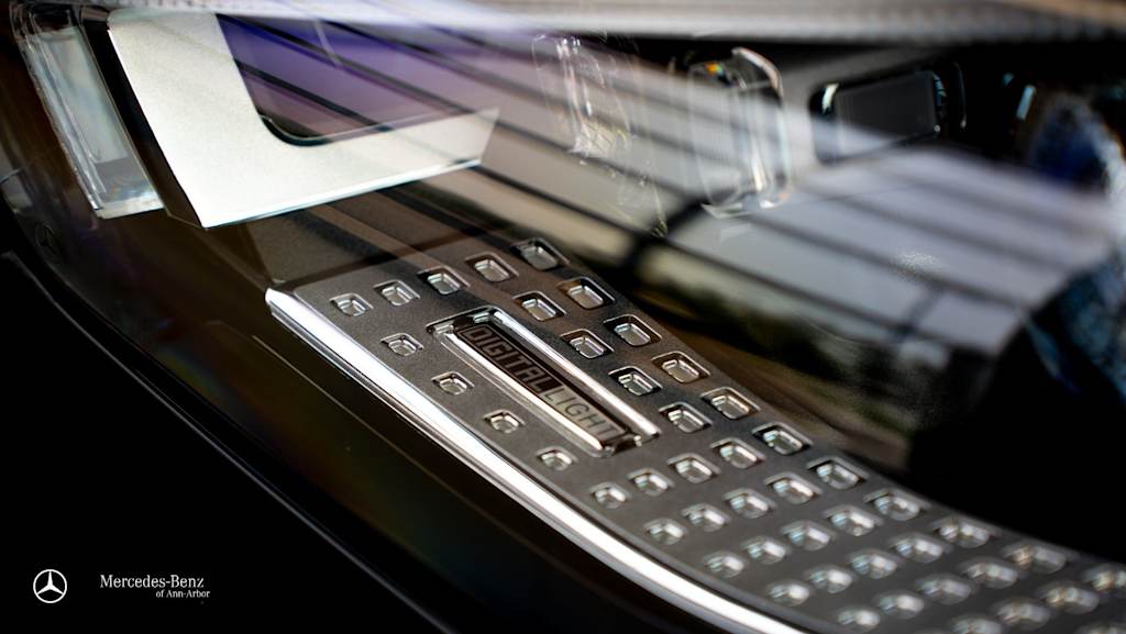 Thumbnail: 2025 Mercedes-Benz S-Class - 4