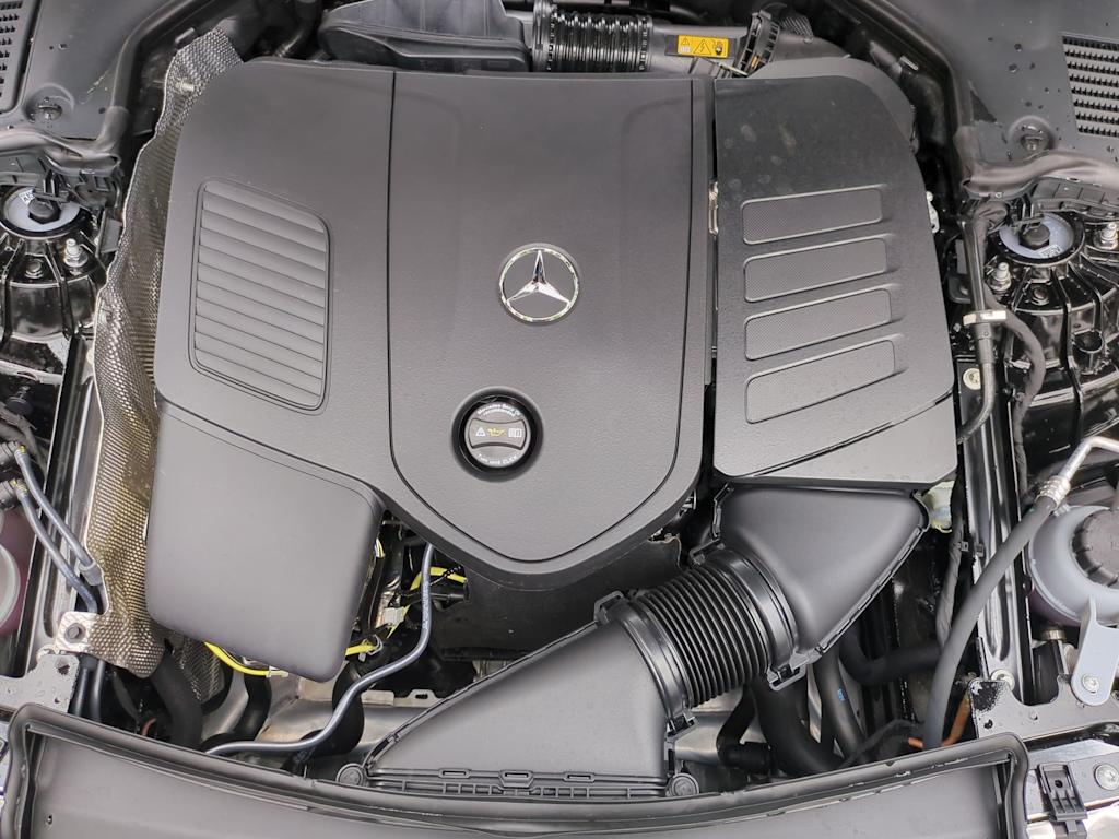 Thumbnail: 2025 Mercedes-Benz C-Class - 9