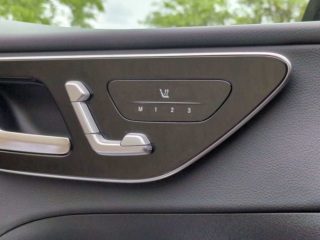 Thumbnail: 2025 Mercedes-Benz C-Class - 25