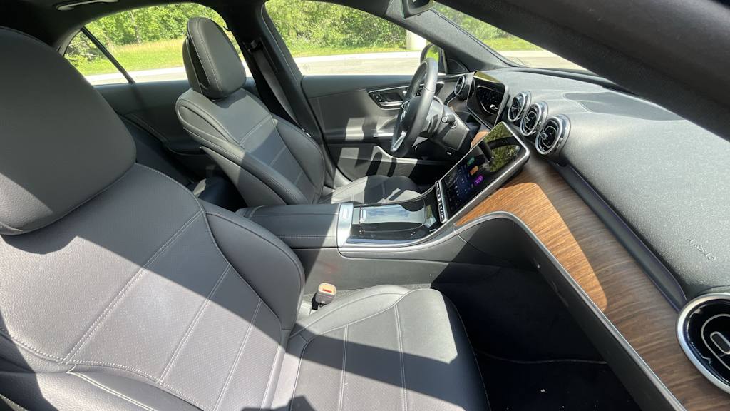 Thumbnail: 2025 Mercedes-Benz C-Class - 12