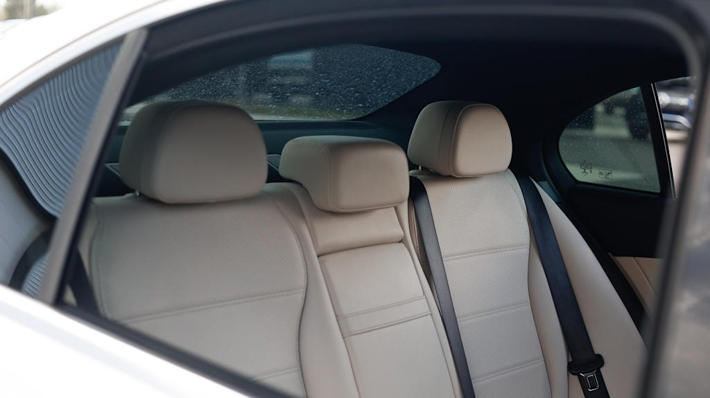 Thumbnail: 2023 Mercedes-Benz C-Class - 10