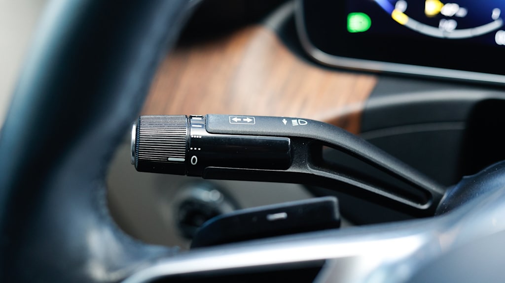 Thumbnail: 2023 Mercedes-Benz C-Class - 31