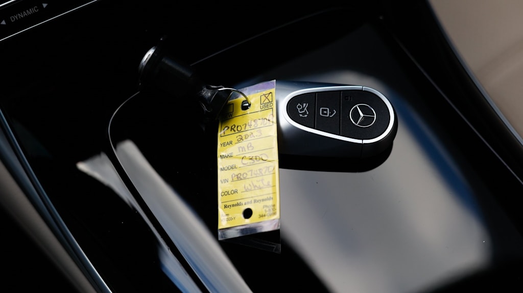 Thumbnail: 2023 Mercedes-Benz C-Class - 13