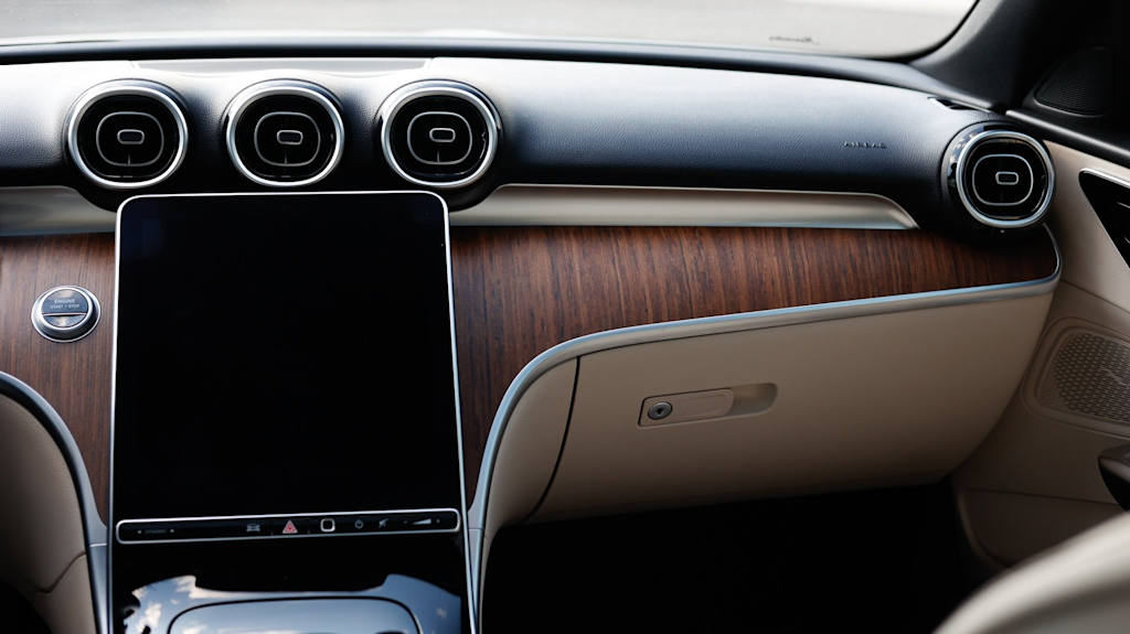 Thumbnail: 2023 Mercedes-Benz C-Class - 22