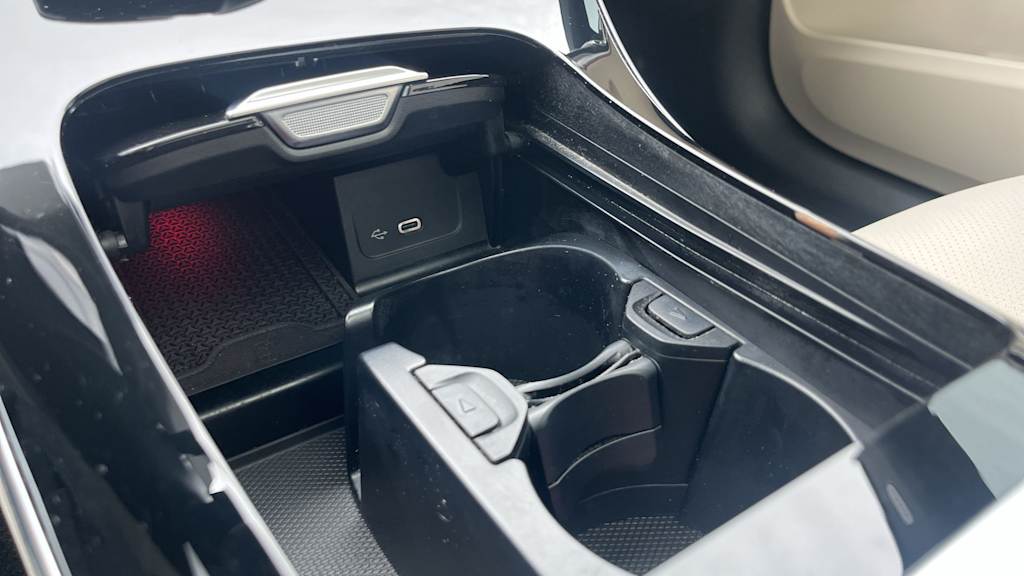 Thumbnail: 2023 Mercedes-Benz C-Class - 47