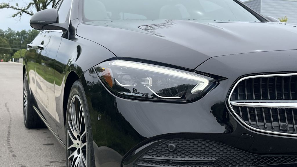 Thumbnail: 2023 Mercedes-Benz C-Class - 30