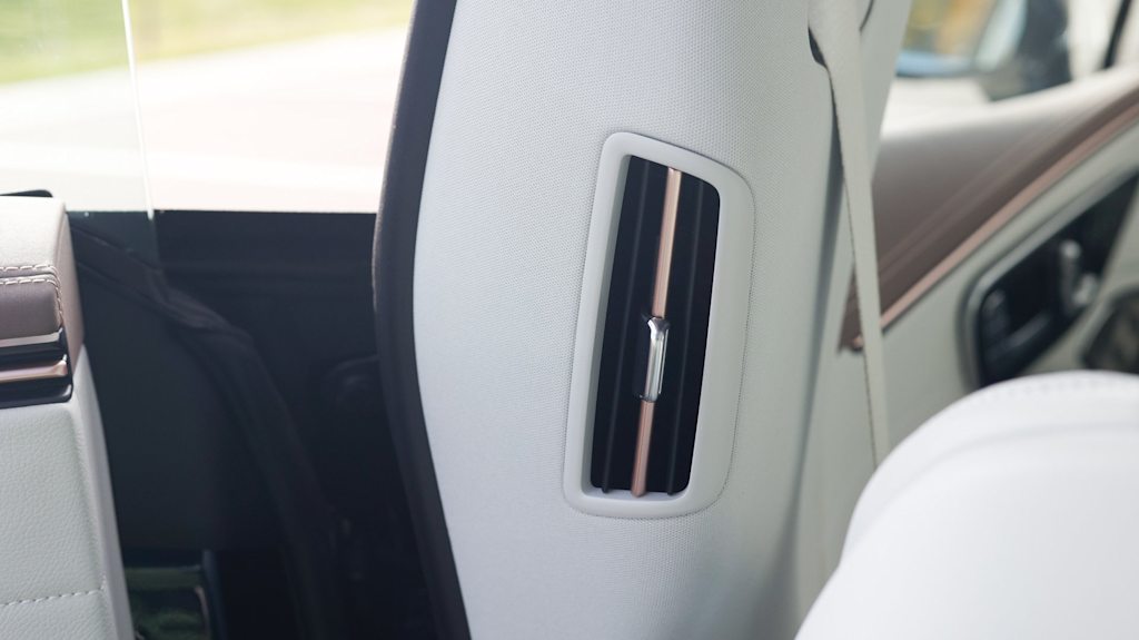 Thumbnail: 2023 Mercedes-Benz EQS - 35