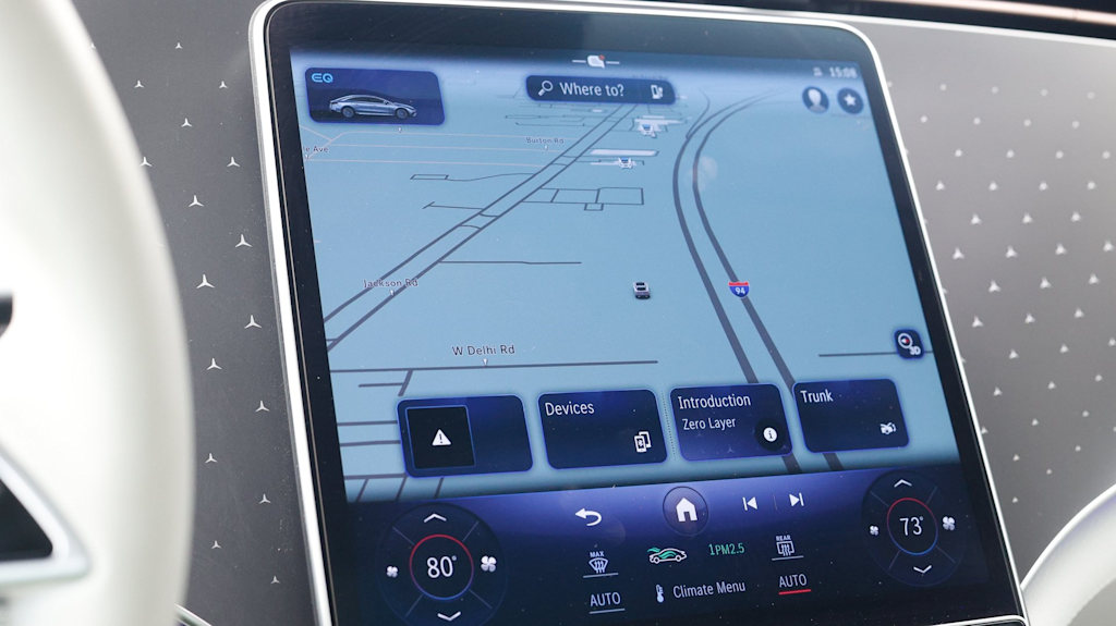 Thumbnail: 2023 Mercedes-Benz EQS - 10