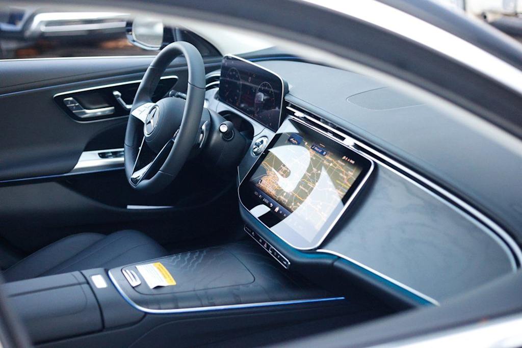 Thumbnail: 2026 Mercedes-Benz E-Class - 8