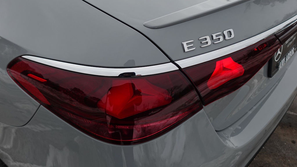 Thumbnail: 2026 Mercedes-Benz E-Class - 19