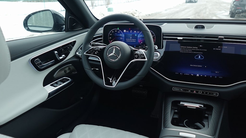 Thumbnail: 2026 Mercedes-Benz E-Class - 9