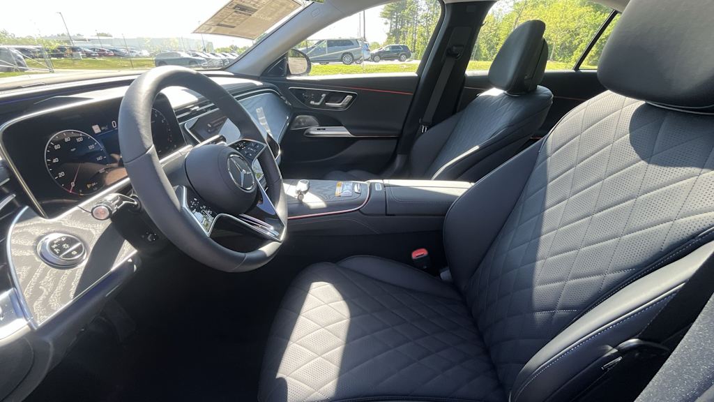 Thumbnail: 2026 Mercedes-Benz E-Class - 24