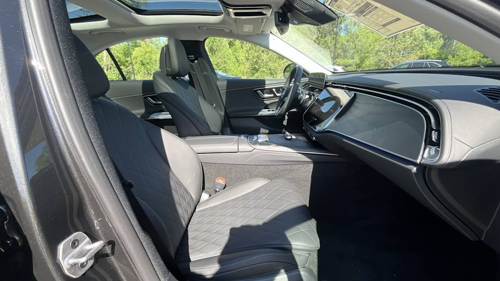 Thumbnail: 2026 Mercedes-Benz E-Class - 12