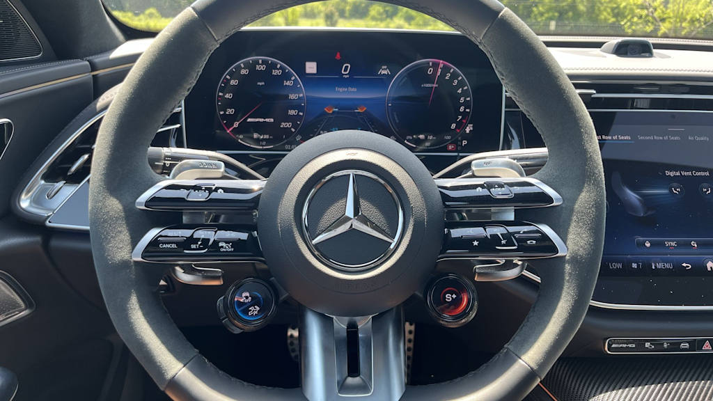 Thumbnail: 2025 Mercedes-Benz E-Class - 14
