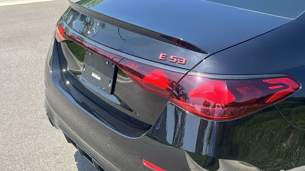 Thumbnail: 2025 Mercedes-Benz E-Class - 27