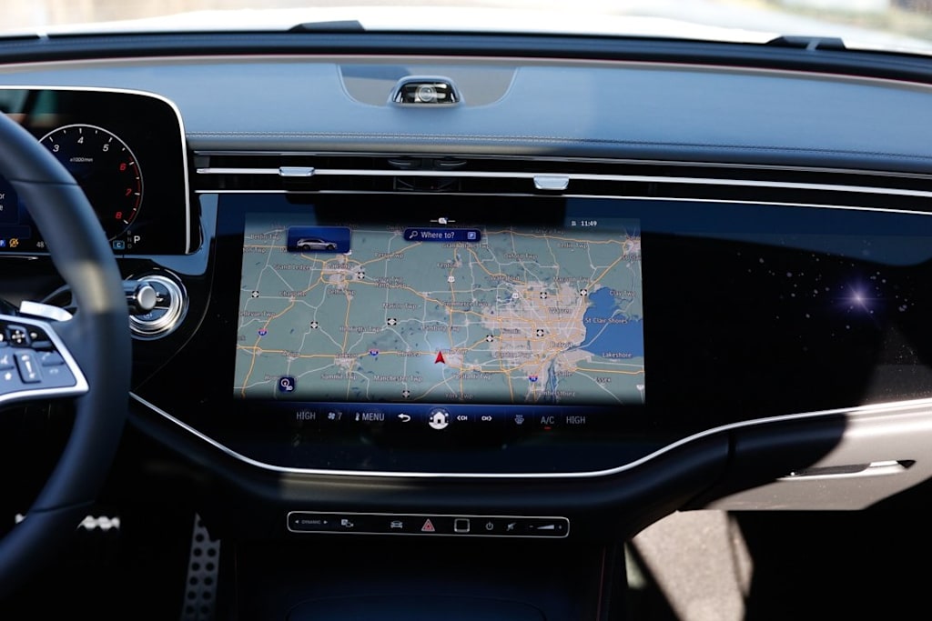 Thumbnail: 2025 Mercedes-Benz E-Class - 29