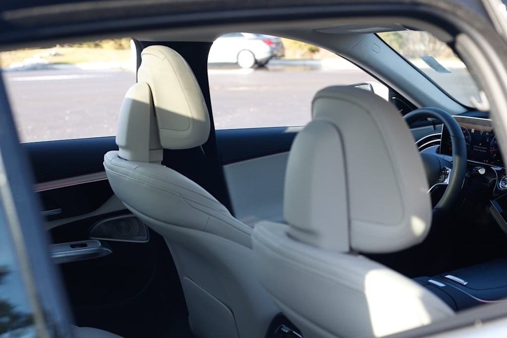 Thumbnail: 2025 Mercedes-Benz E-Class - 23