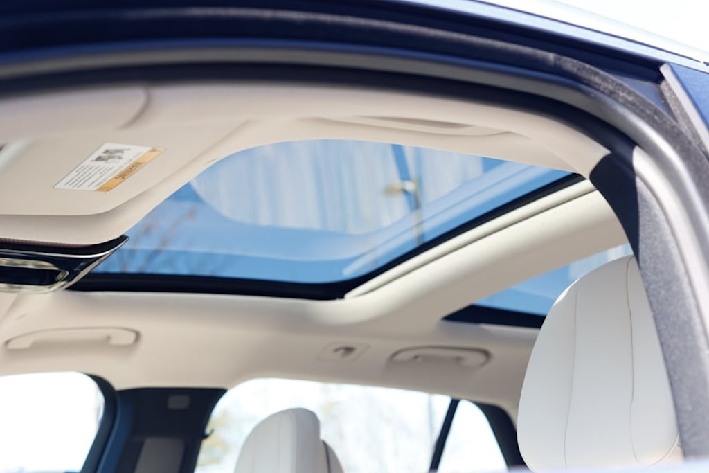 Thumbnail: 2025 Mercedes-Benz E-Class - 22