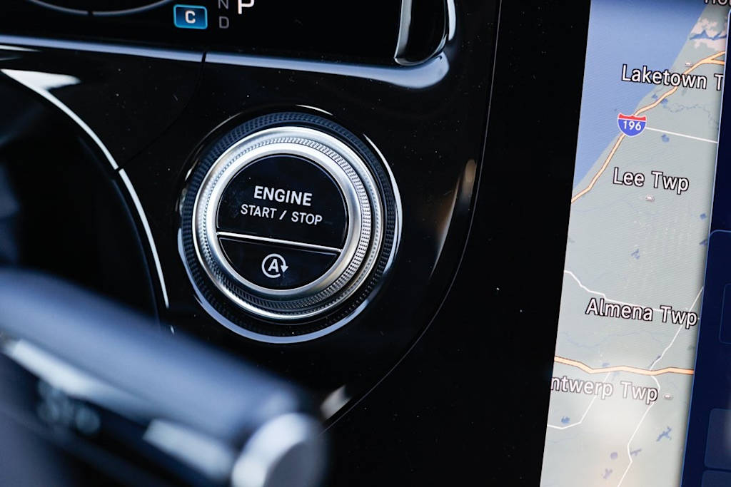 Thumbnail: 2025 Mercedes-Benz E-Class - 34