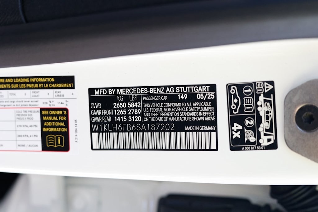 Thumbnail: 2025 Mercedes-Benz E-Class - 35